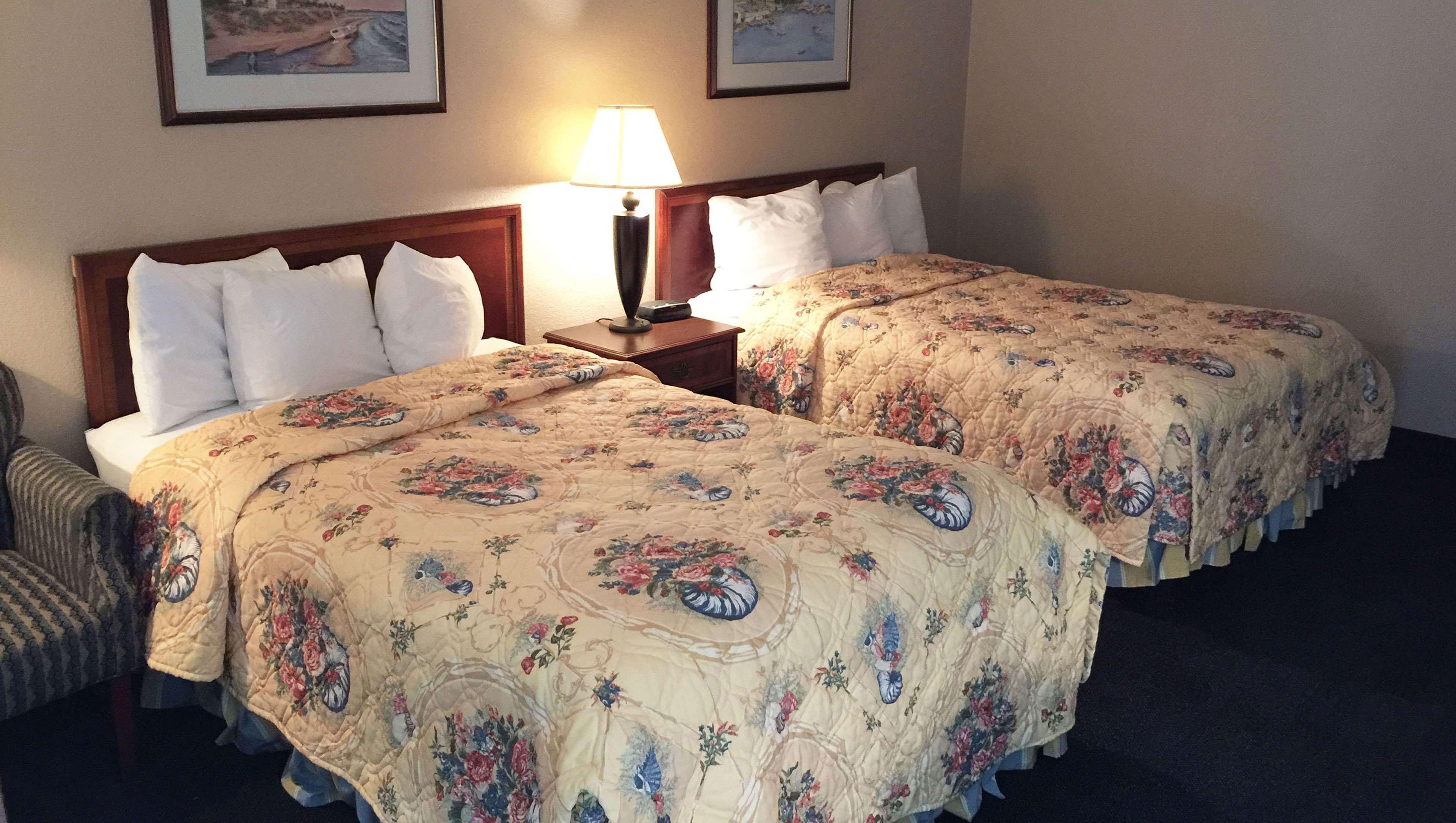 Mayfair Inn Williamston Exteriör bild